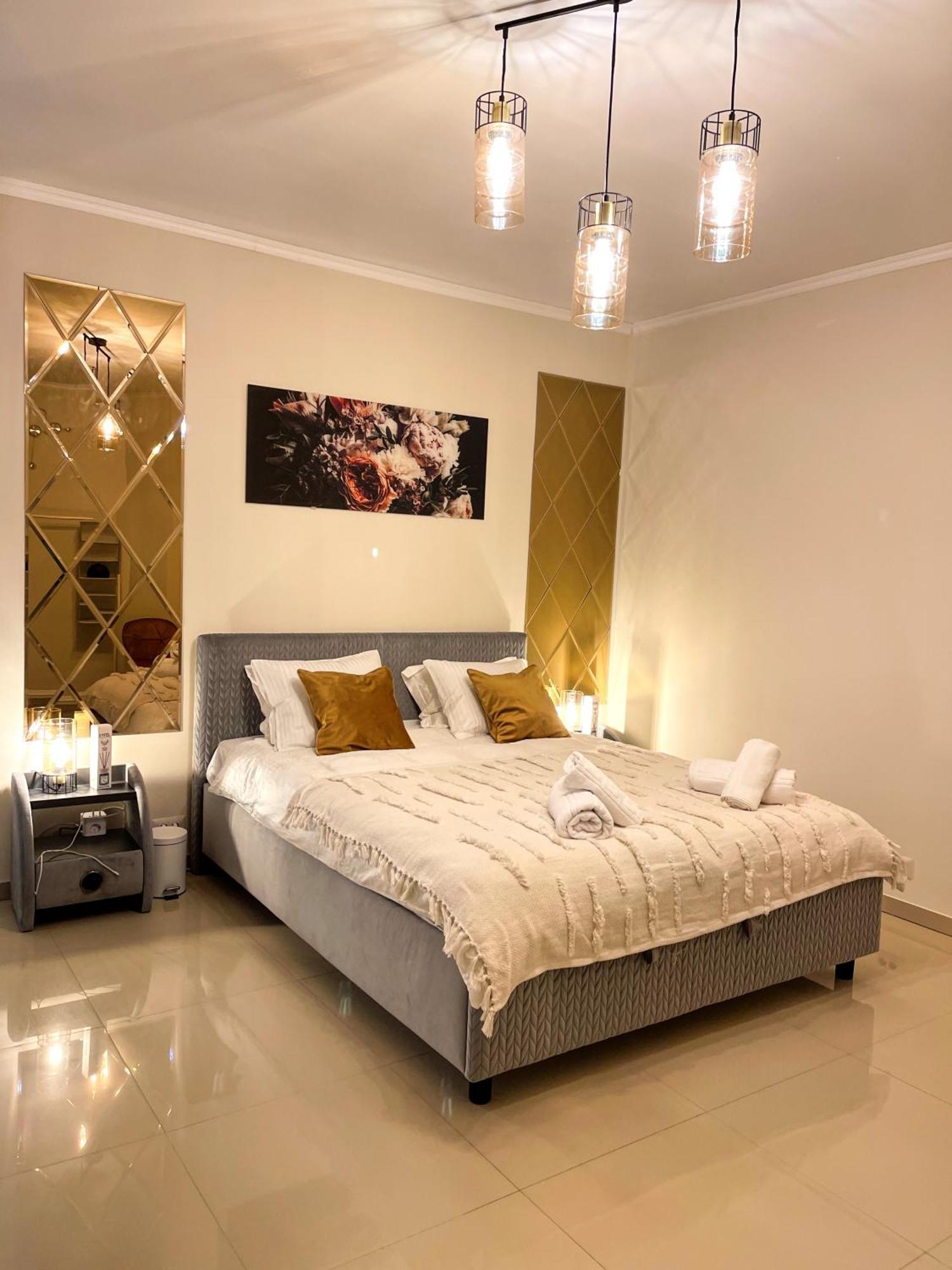 Apartment-calea Mosilor Apartment